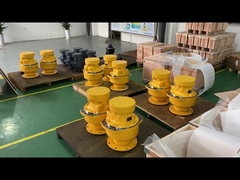 Poclain hydraulic motor MS18-2-D21-F18-1210-000MR for road roller